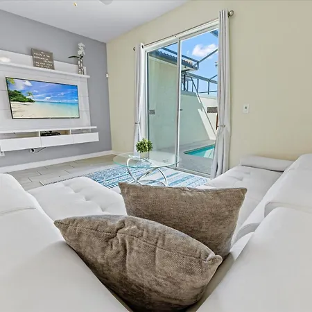 Storey Lake Resort Vacation Townhome - Includes Resort Clubhouse Amenity Access